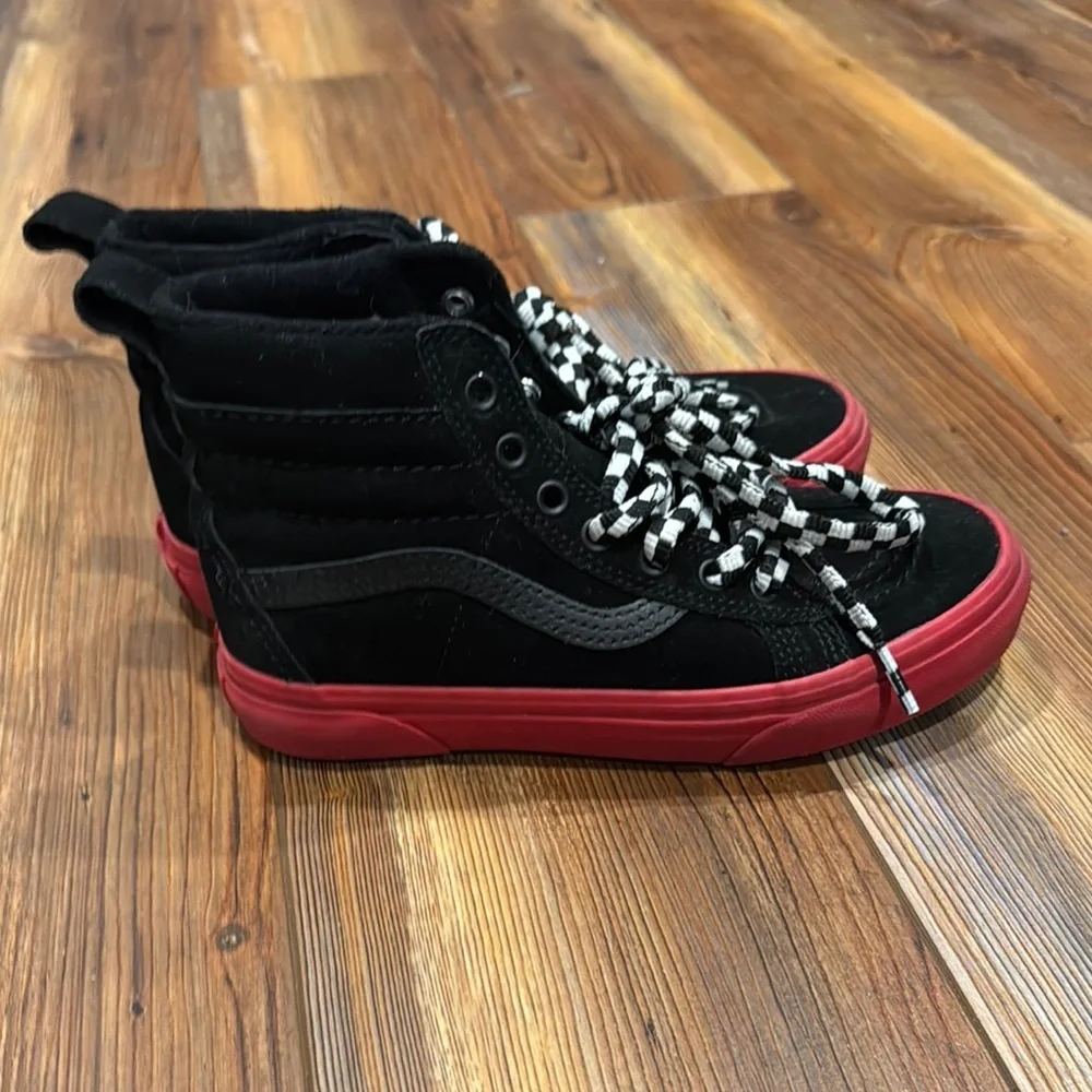 Vans Black and Red Sneakers Casual Low-Top Shoes